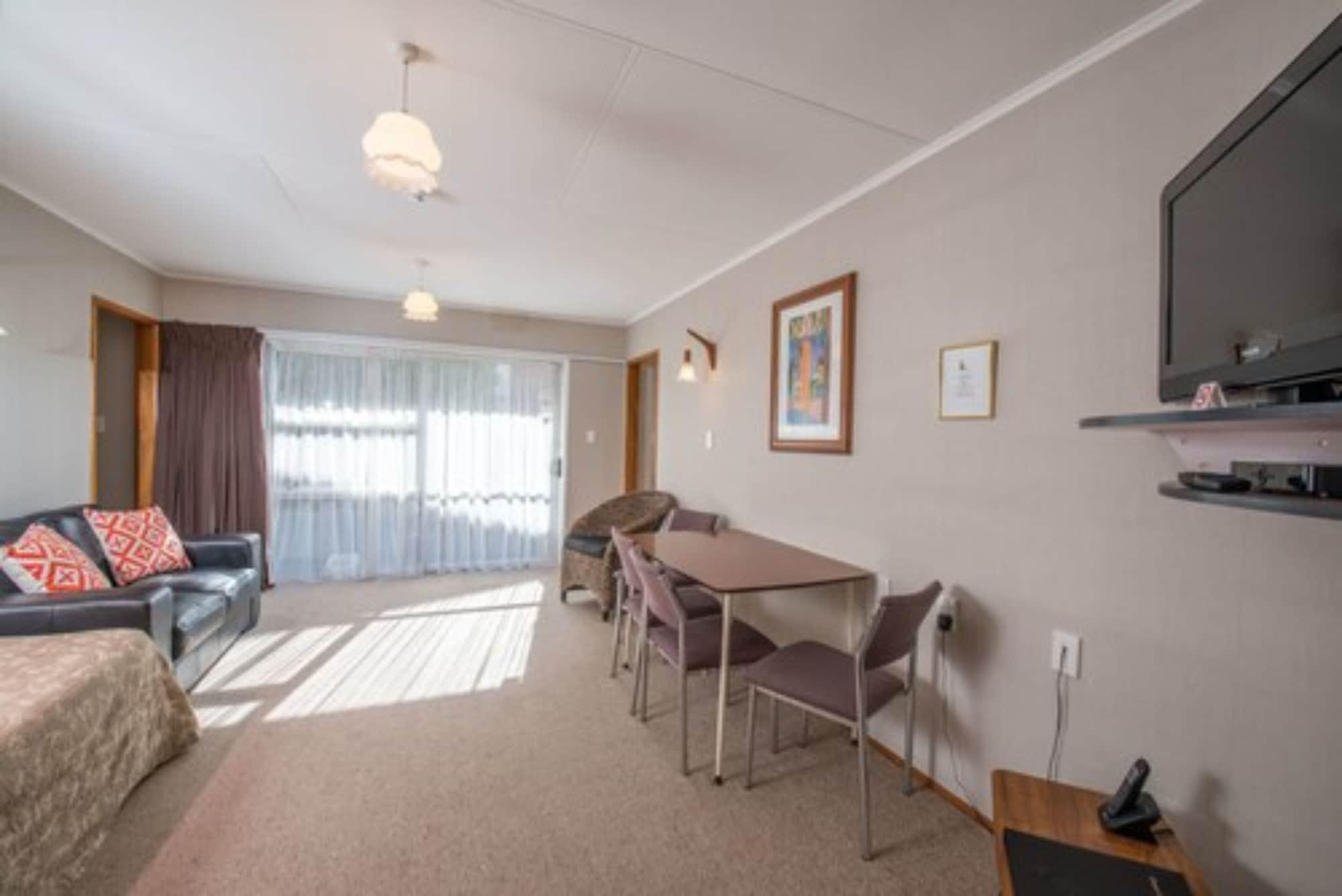 Amber Court Motel New Plymouth Bagian luar foto
